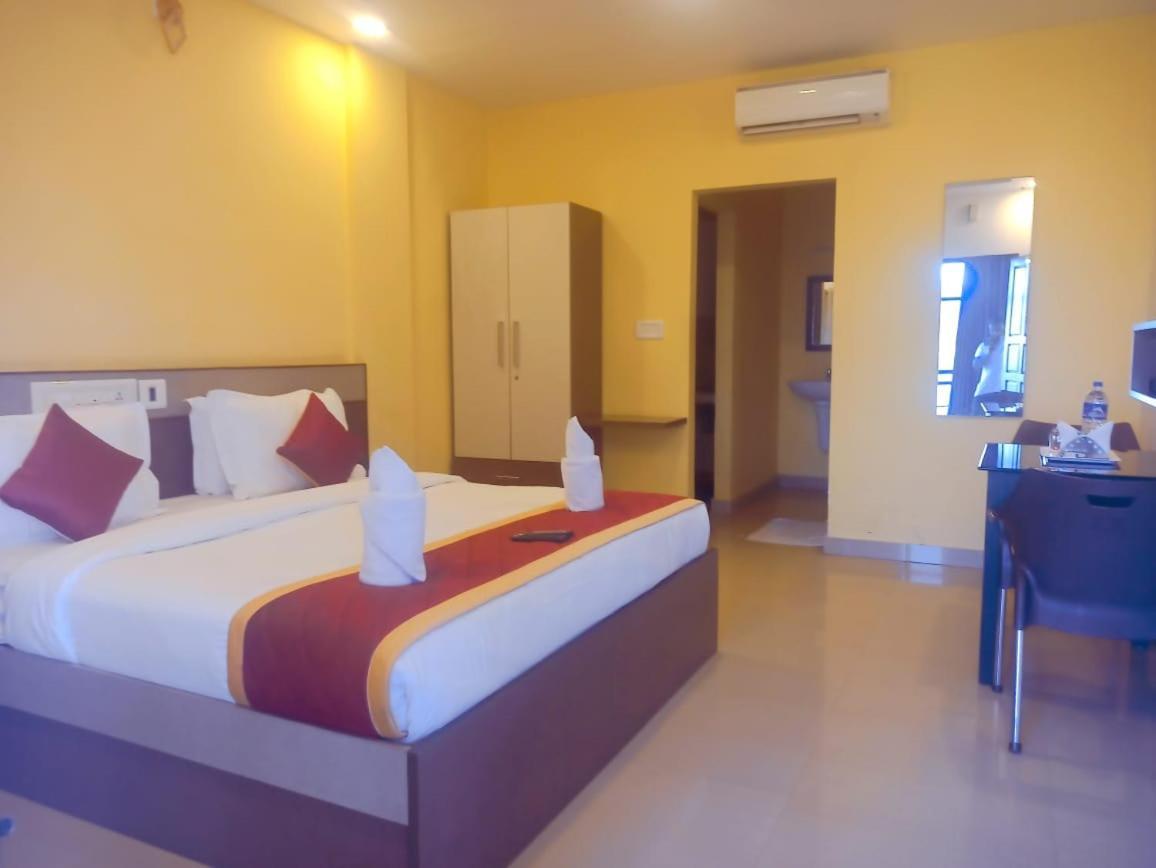 Alfa Inn Nedumbassery Extérieur photo